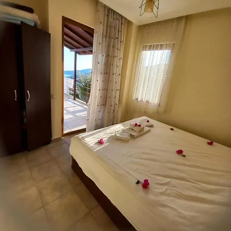 Duplex Flat With Invigorating Sea View In Kas Appartement